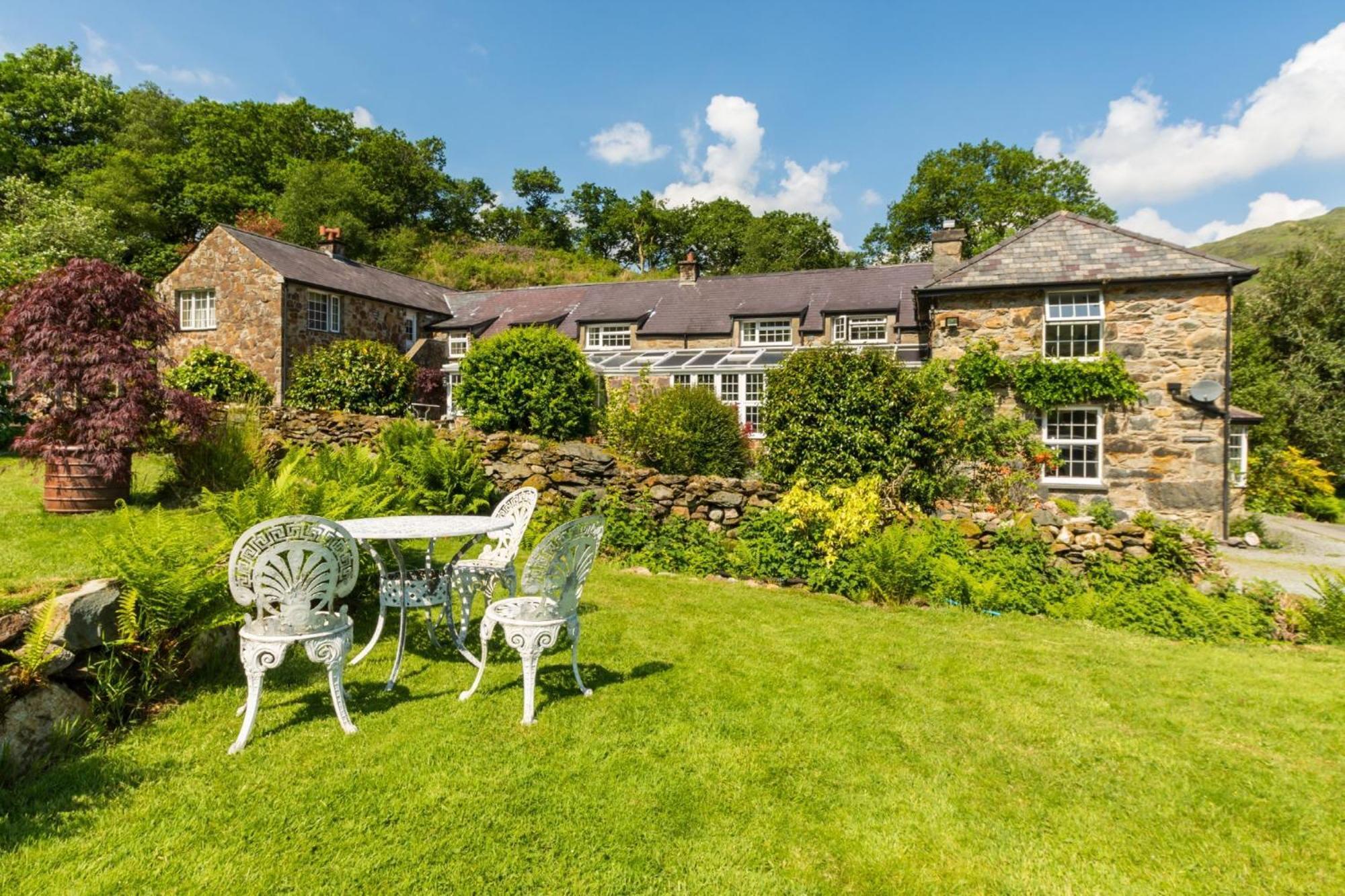 Sygun Fawr Country House เบดด์เกอเลิร์ท ภายนอก รูปภาพ